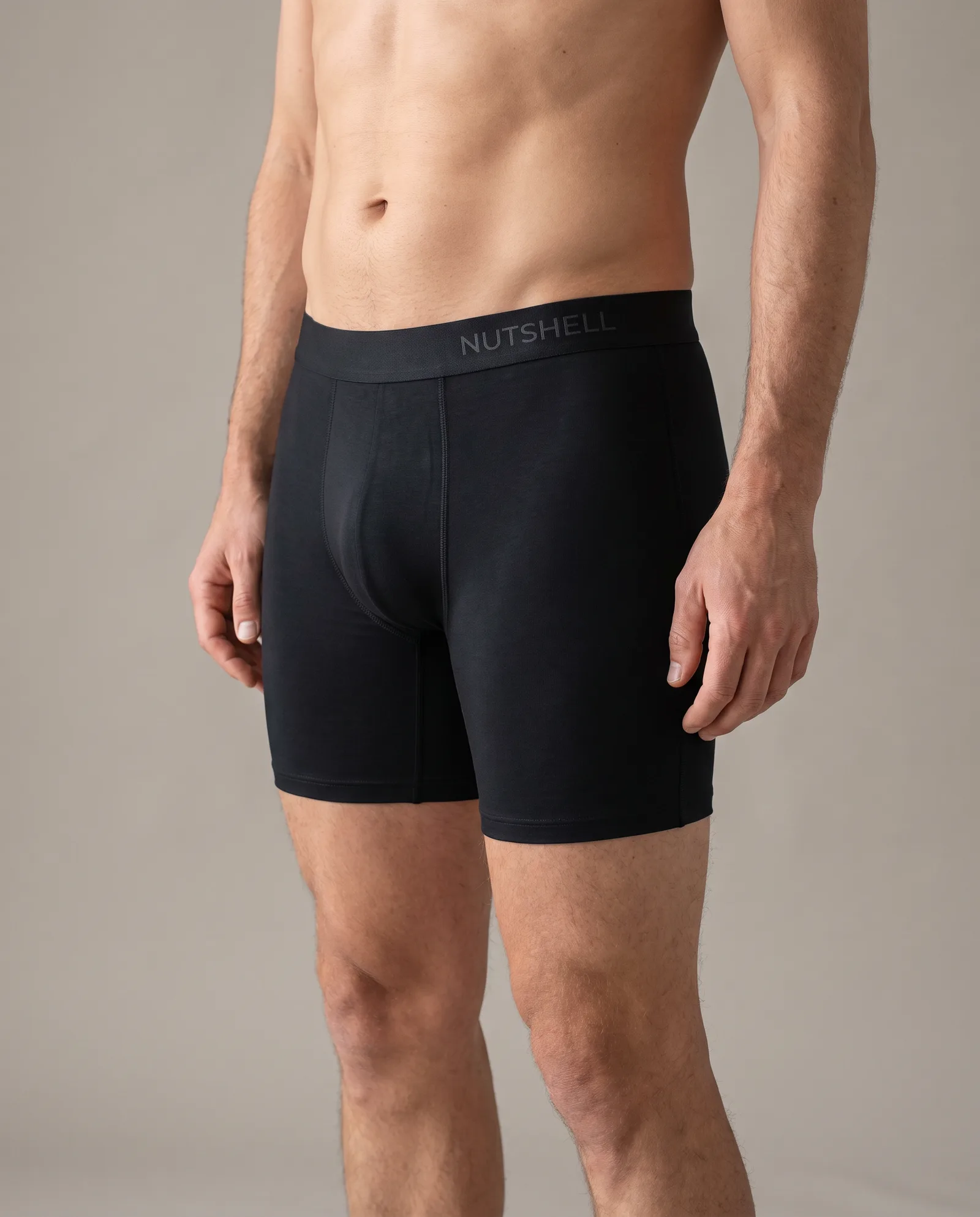 De boxershort gedragen, van opzij